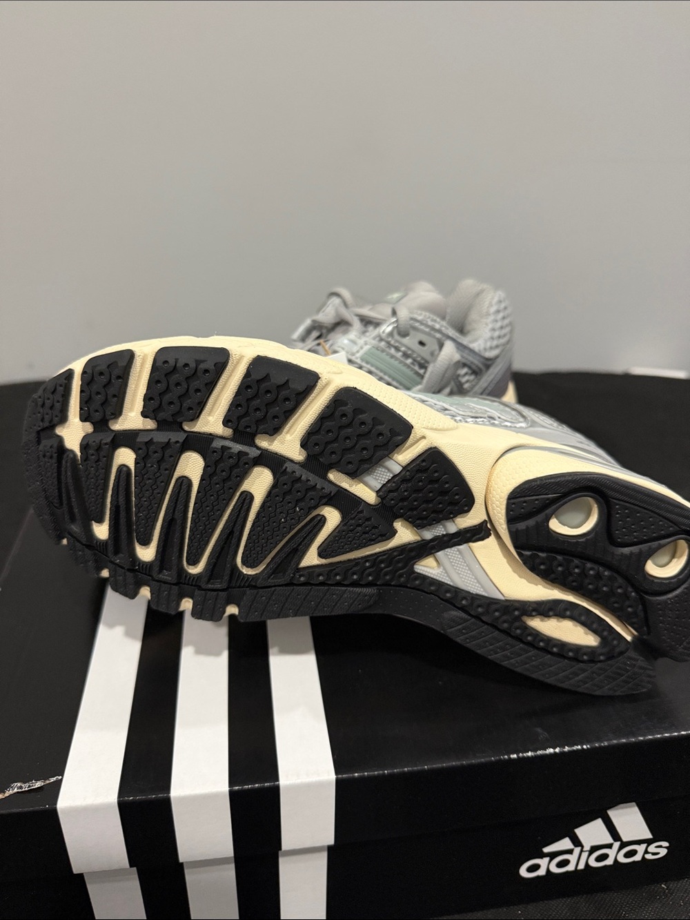 Adidas ADISTAR CONtROL Women's Gray Mesh Running Sneakers - Picture 7 of 8